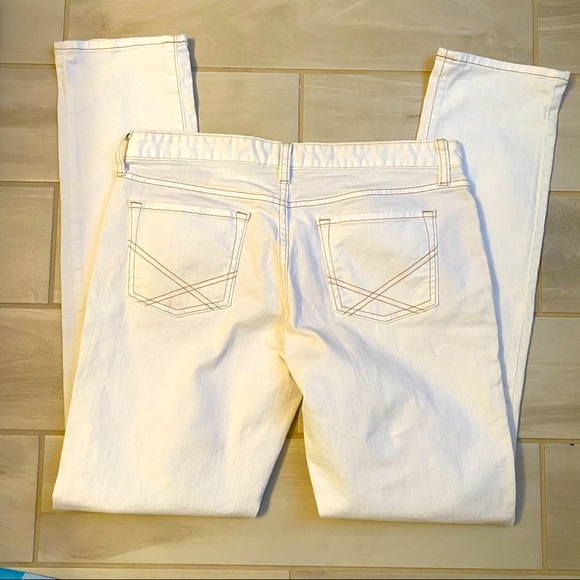 GAP|| White Premium Skinny jeans 10 tall - Picture 2 of 9